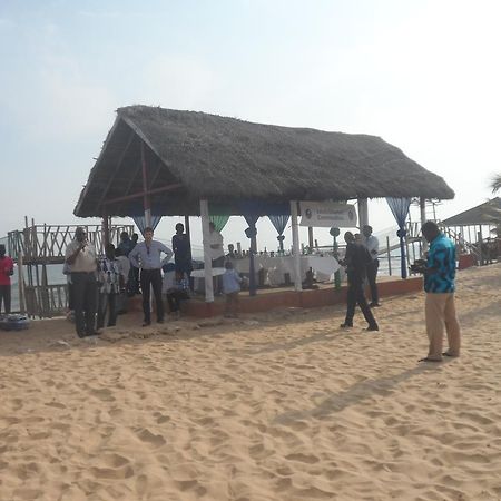 Legacy Tribe Beach Resort Prampram 外观 照片
