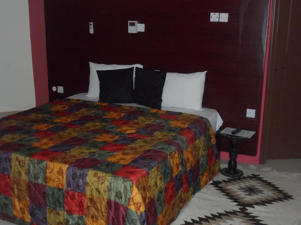 Legacy Tribe Beach Resort Prampram 外观 照片
