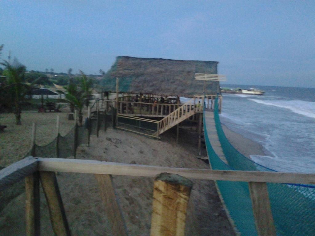 Legacy Tribe Beach Resort Prampram 外观 照片