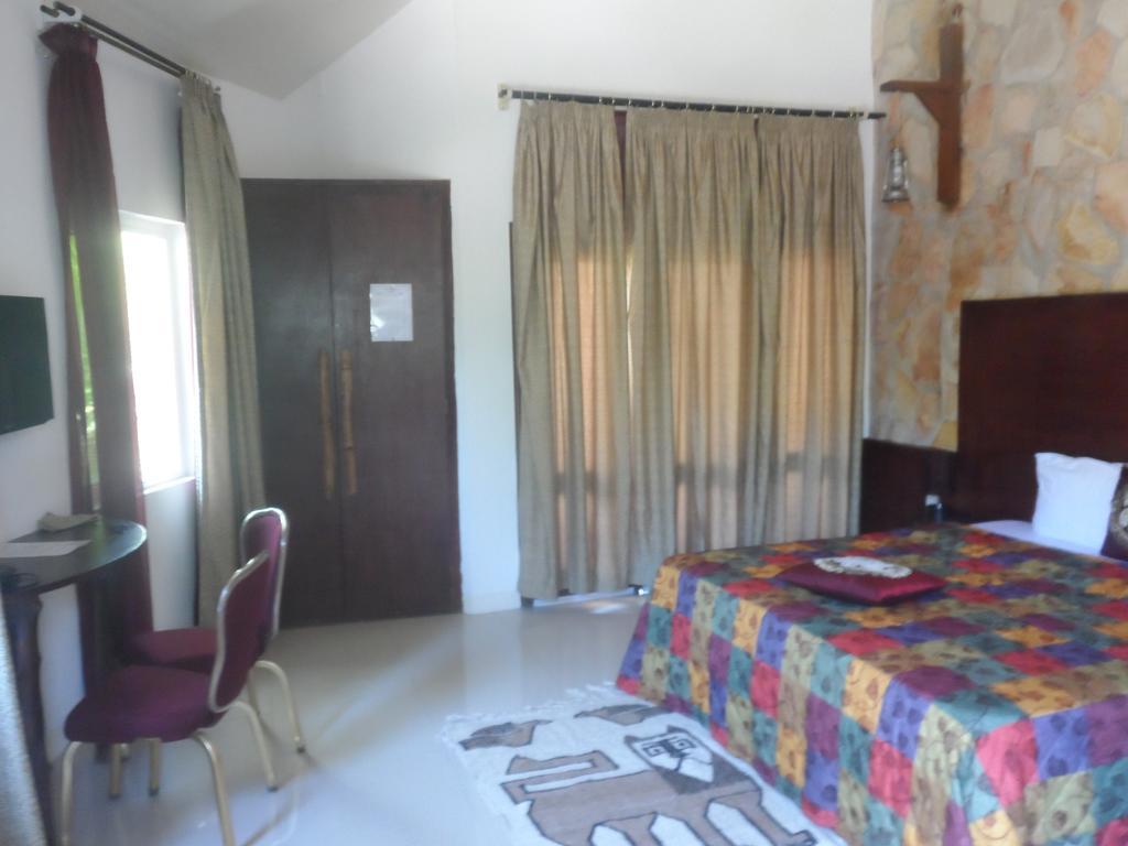 Legacy Tribe Beach Resort Prampram 外观 照片