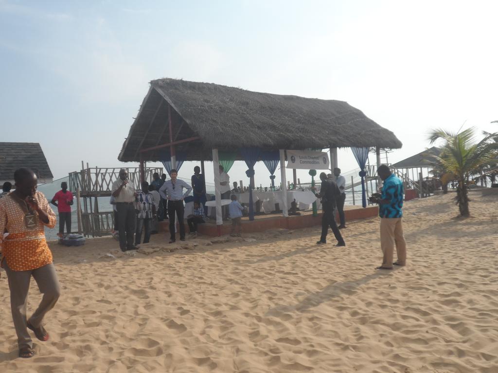 Legacy Tribe Beach Resort Prampram 外观 照片